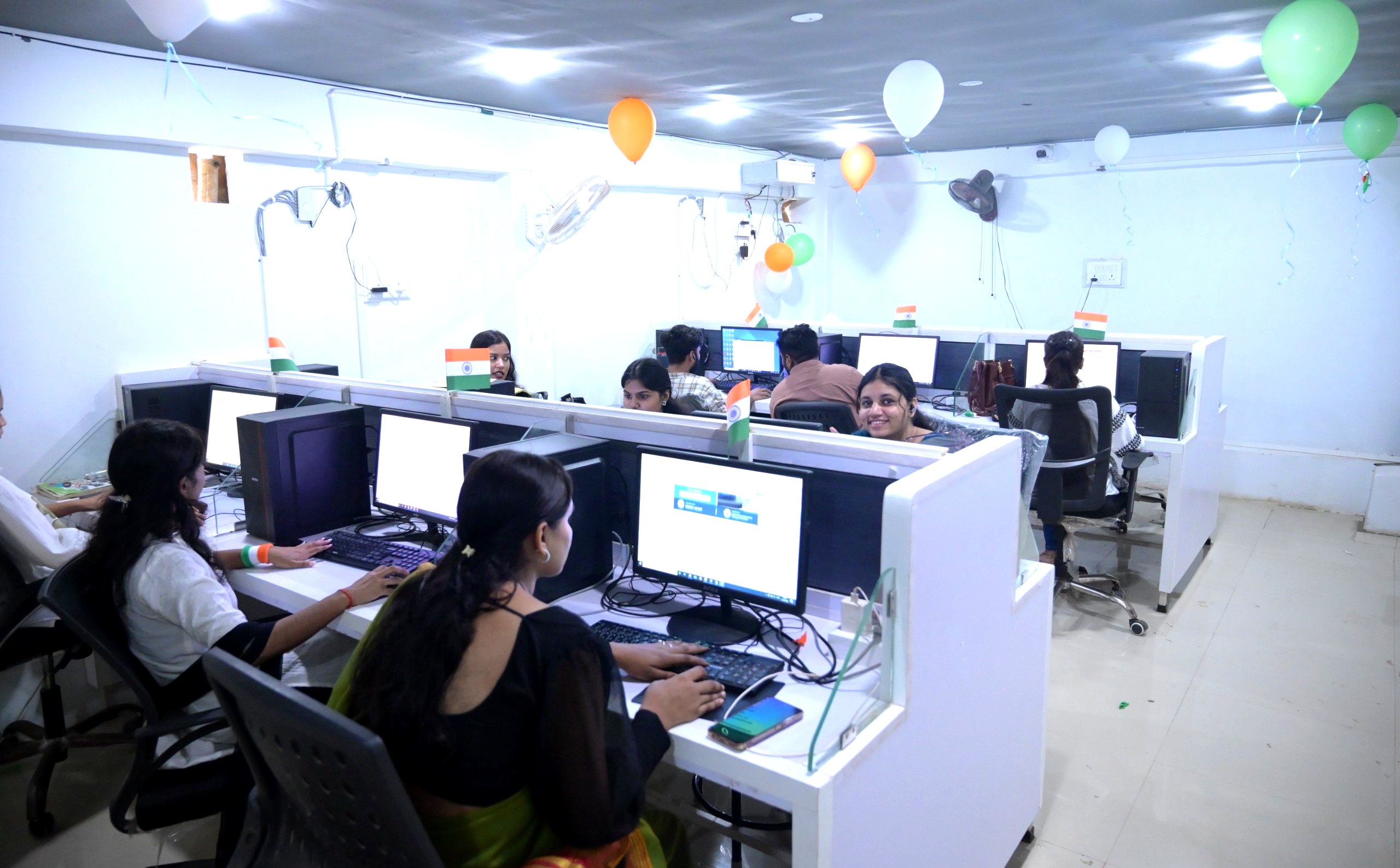 Rainbow Shine Infotech Collaborative Team